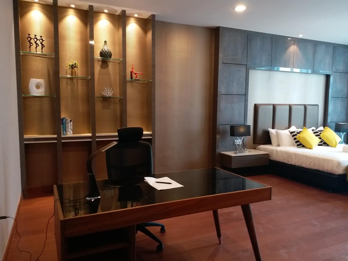 Jb City Paragon Serviced Apartment Johor Bahru Zewnętrze zdjęcie
